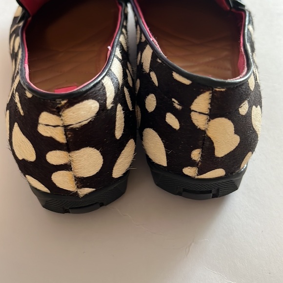 Isaac Mizrahi leather cow hair flat loafers - Picture 3 of 4